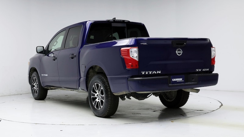 2022 Nissan Titan SV 2