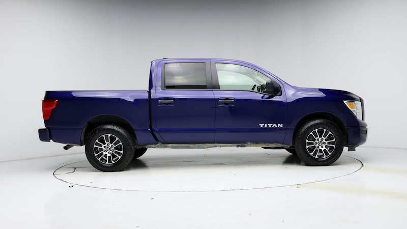 2022 Nissan Titan SV 7