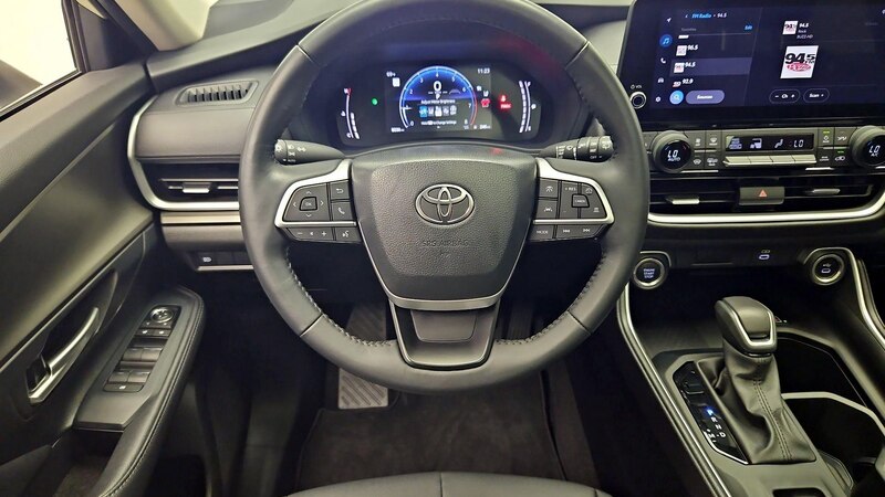 2024 Toyota Grand Highlander Limited 10