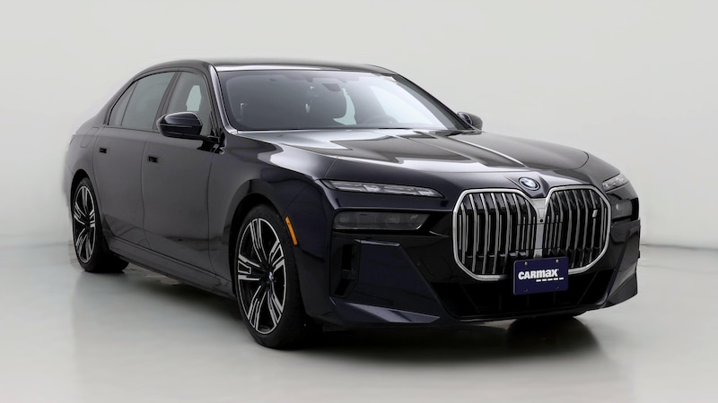 2024 BMW i7 xDrive60 Hero Image