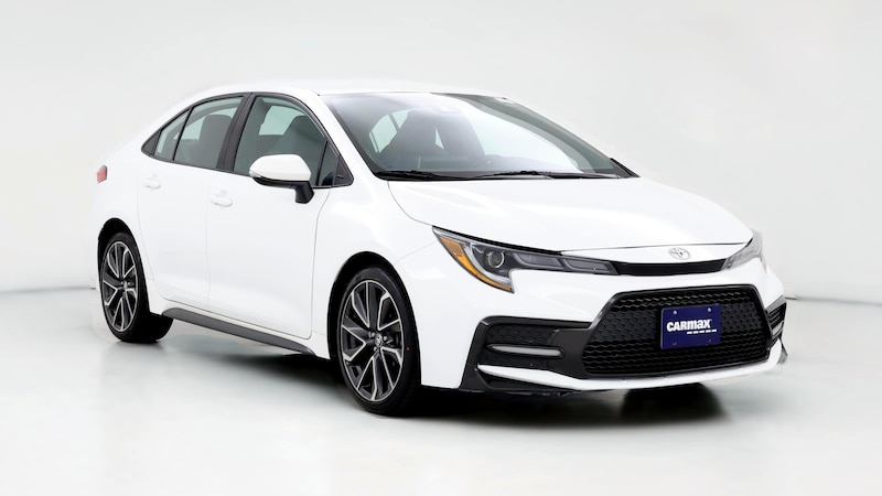 2020 Toyota Corolla SE Hero Image