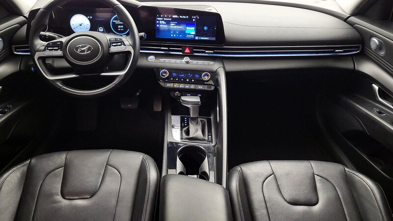 2023 Hyundai Elantra Limited Edition 9