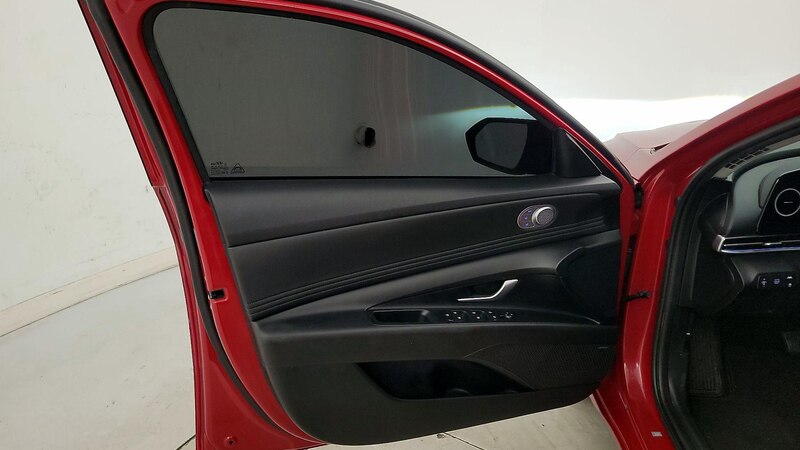 2023 Hyundai Elantra Limited Edition 12