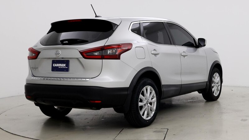 2020 Nissan Rogue Sport S 8