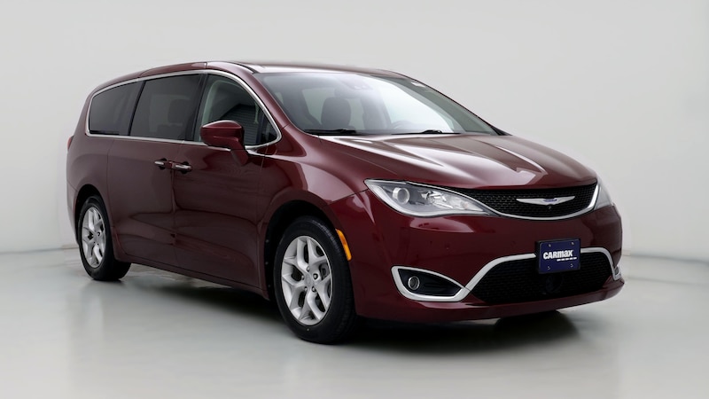 2019 Chrysler Pacifica Touring Plus Hero Image