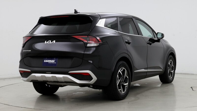 2023 Kia Sportage LX 8