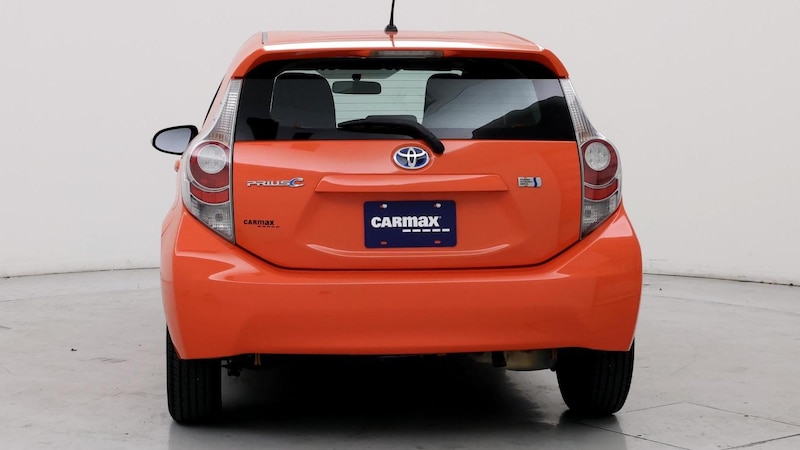 2014 Toyota Prius c One 6