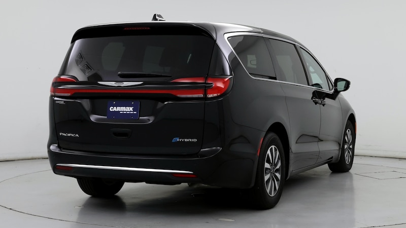 2024 Chrysler Pacifica Hybrid Select 8