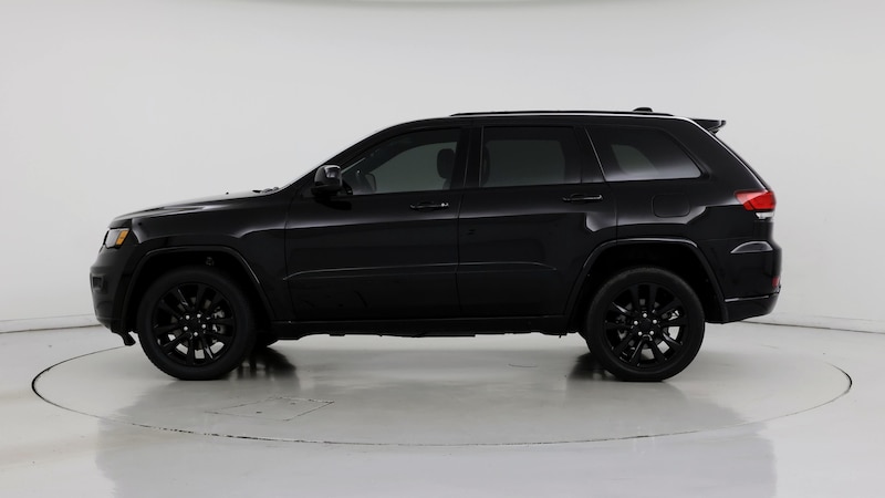 2022 Jeep Grand Cherokee Laredo 3