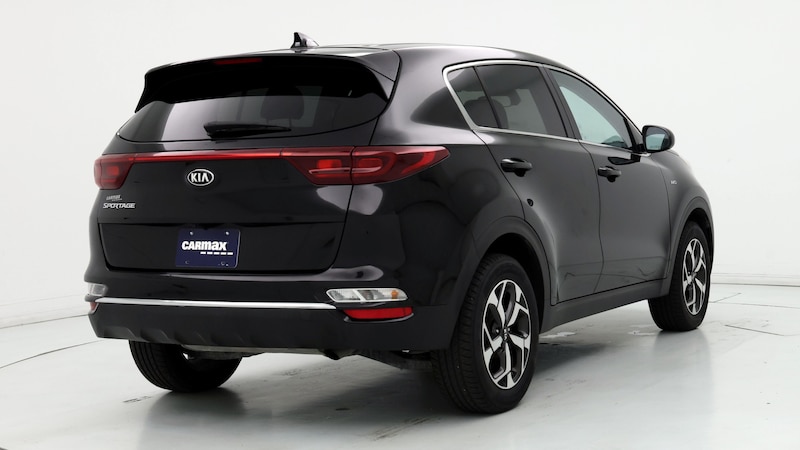 2020 Kia Sportage LX 8