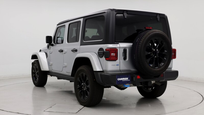 2022 Jeep Wrangler Unlimited Sahara 2