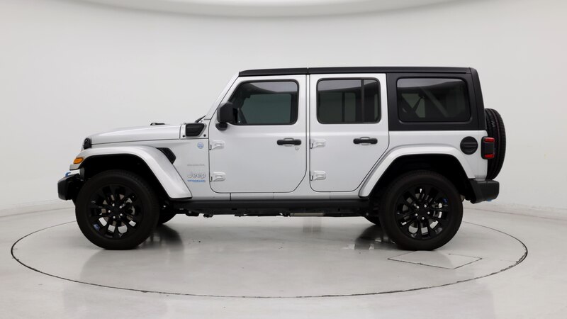 2022 Jeep Wrangler Unlimited Sahara 3