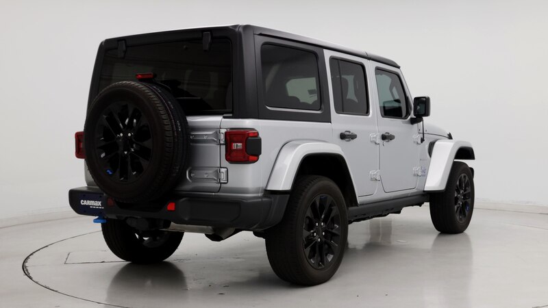 2022 Jeep Wrangler Unlimited Sahara 8