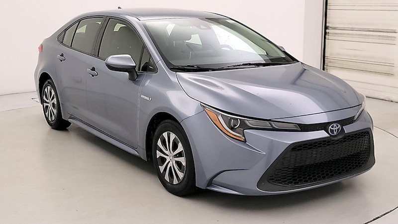 2020 Toyota Corolla LE Hero Image