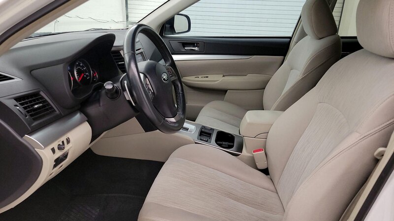 2014 Subaru Outback Premium 11