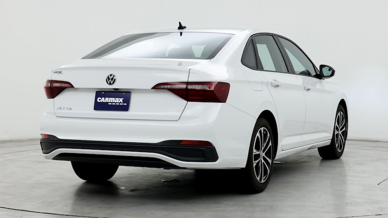 2022 Volkswagen Jetta Sport 8