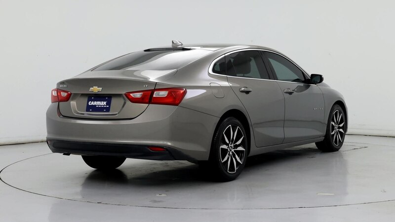 2017 Chevrolet Malibu LT 8