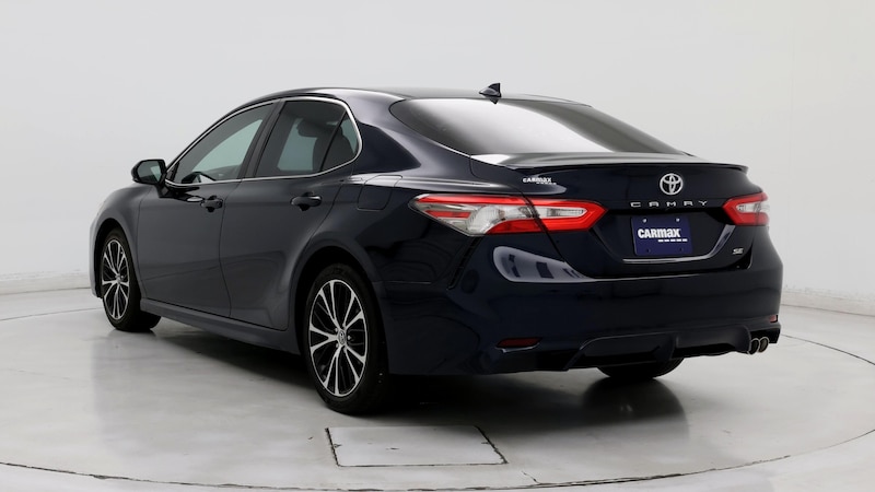 2019 Toyota Camry SE 2