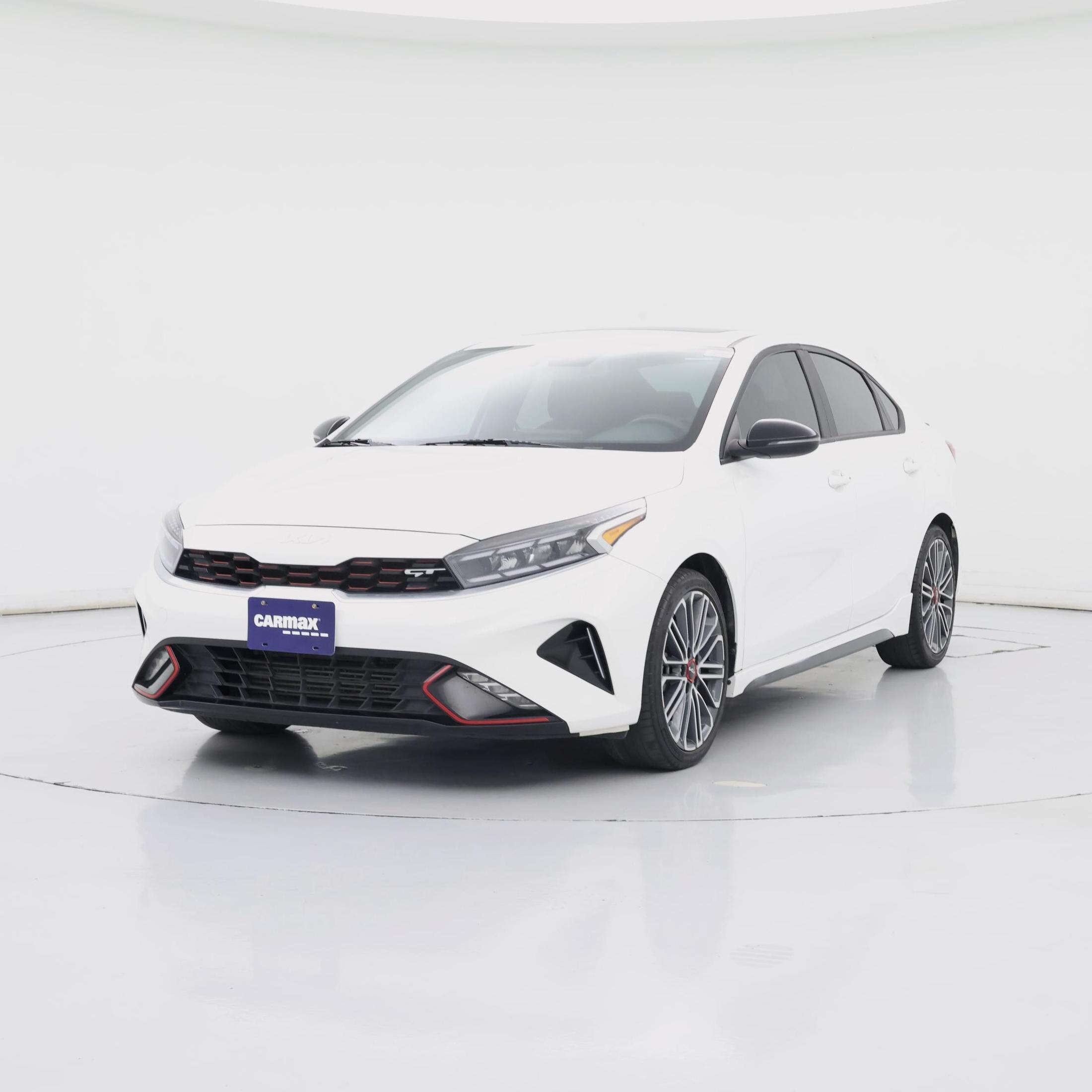 Thumbnail: 2023 Kia Forte - 4