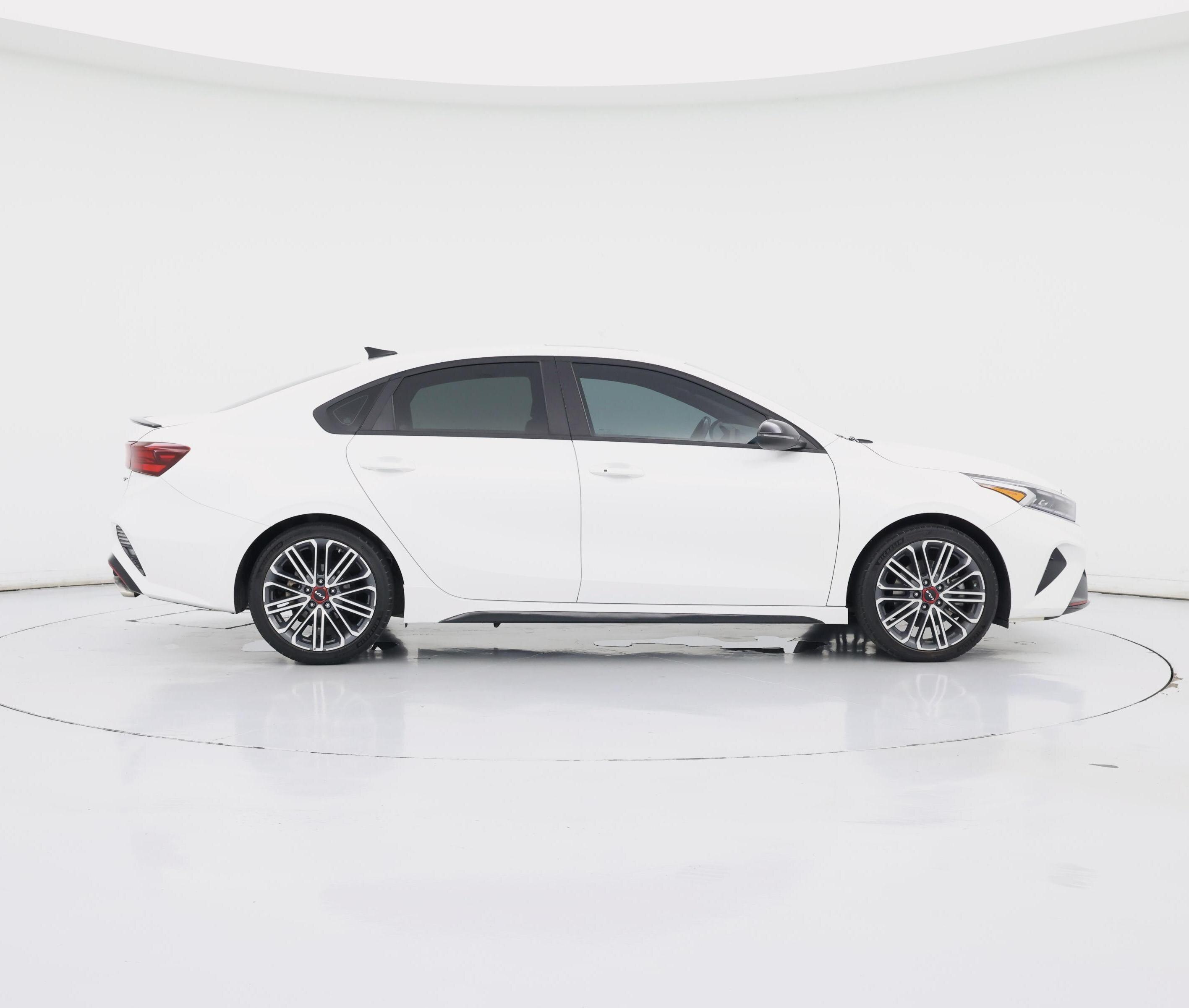 Thumbnail: 2023 Kia Forte - 7