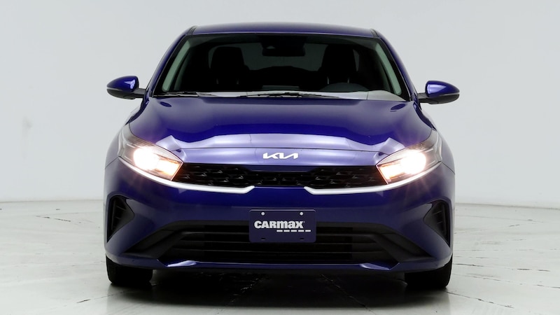 2023 Kia Forte LXS 5