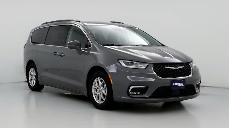 2022 Chrysler Pacifica Touring L Hero Image