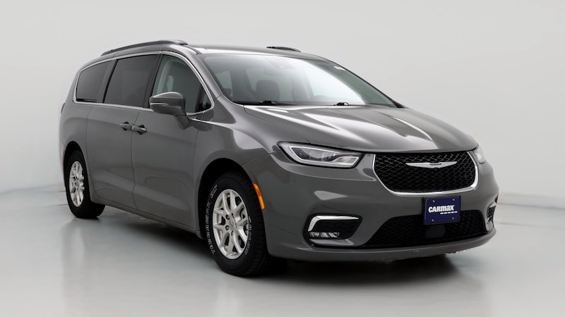 2022 Chrysler Pacifica Touring L Hero Image