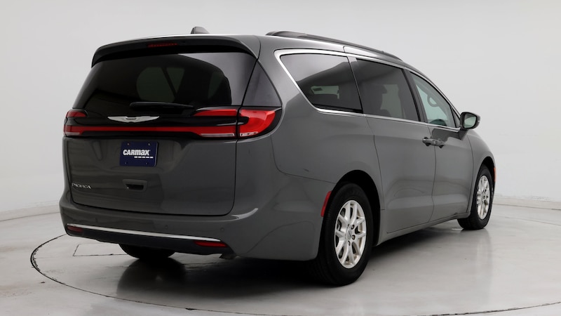 2022 Chrysler Pacifica Touring L 8