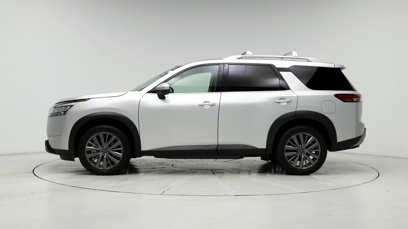 2023 Nissan Pathfinder SL 3