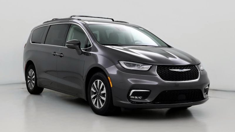 2021 Chrysler Pacifica Hybrid Touring Hero Image