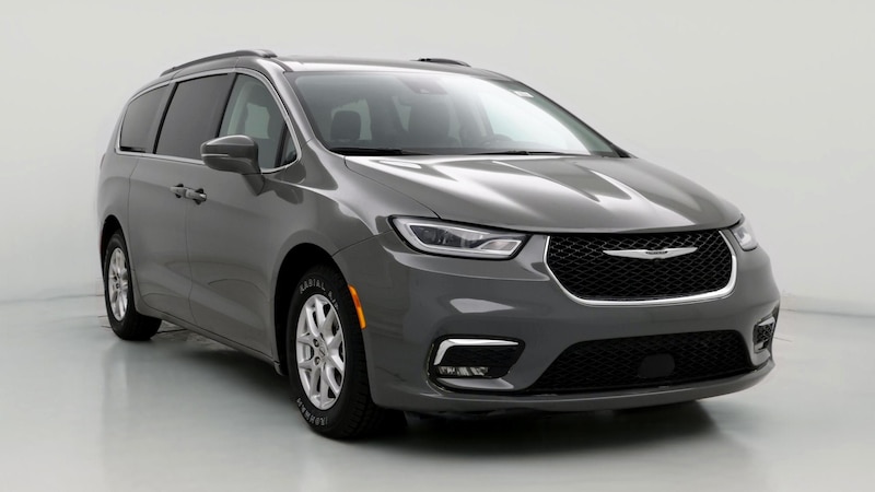 2022 Chrysler Pacifica Touring L Hero Image