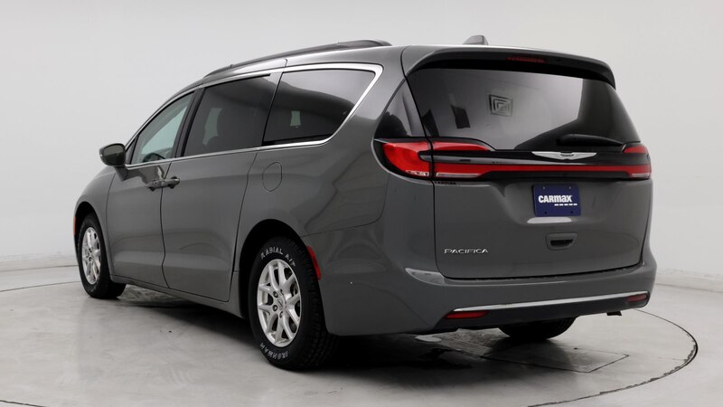 2022 Chrysler Pacifica Touring L 2