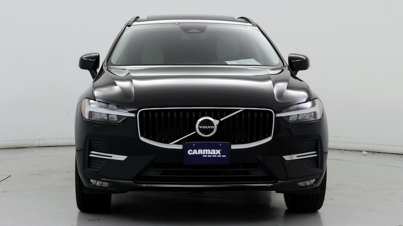 2022 Volvo XC60 B5 Momentum 5