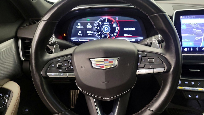 2022 Cadillac CT5 V 10