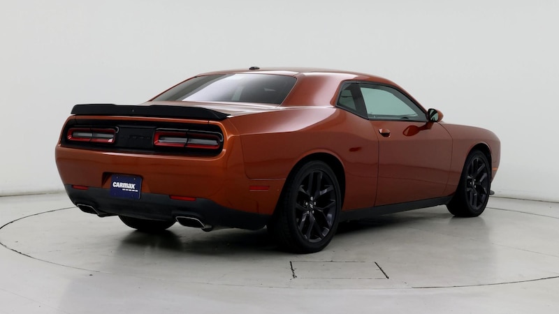 2021 Dodge Challenger R/T 8