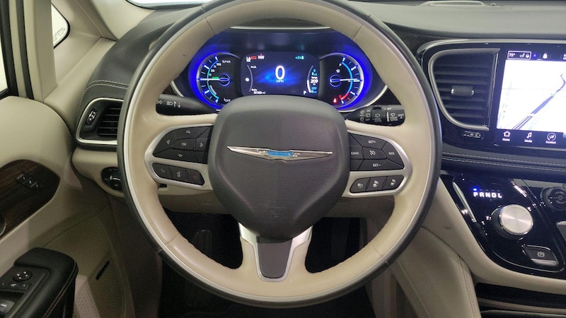 2021 Chrysler Pacifica Hybrid Limited 10