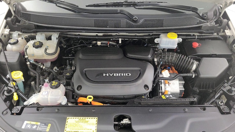 2021 Chrysler Pacifica Hybrid Limited 24