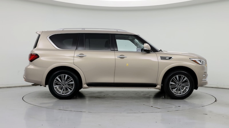 2021 INFINITI QX80 Luxe 7