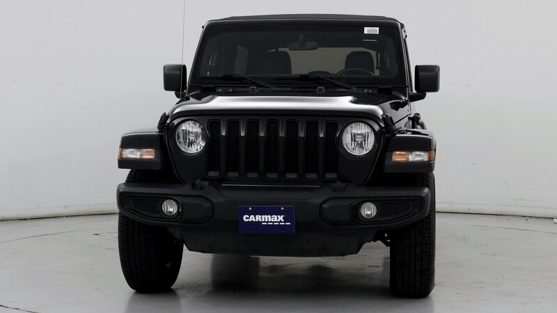 2022 Jeep Wrangler Unlimited Sahara 5