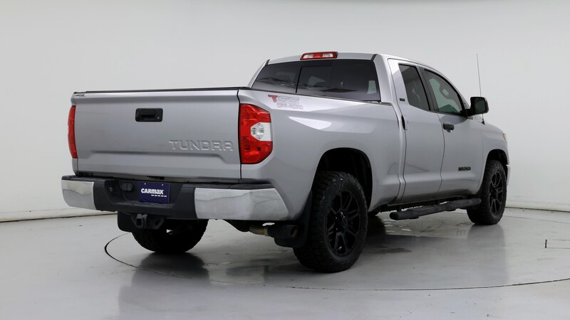 2018 Toyota Tundra SR5 8