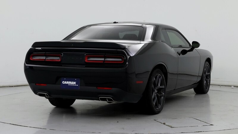 2022 Dodge Challenger SXT 8