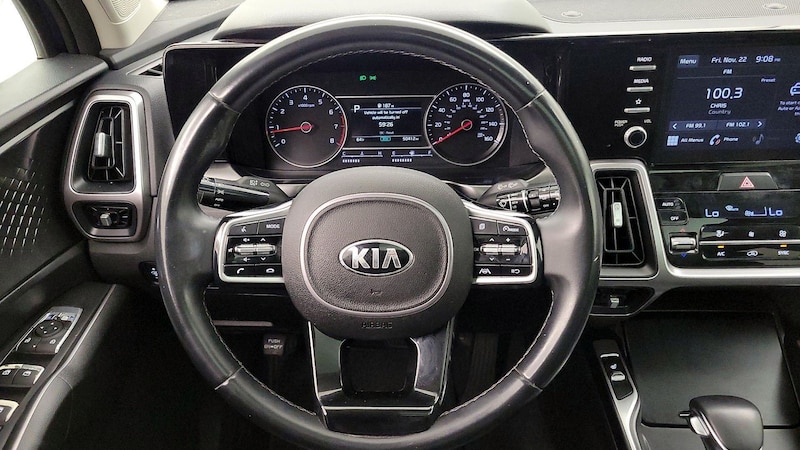 2021 Kia Sorento S 10