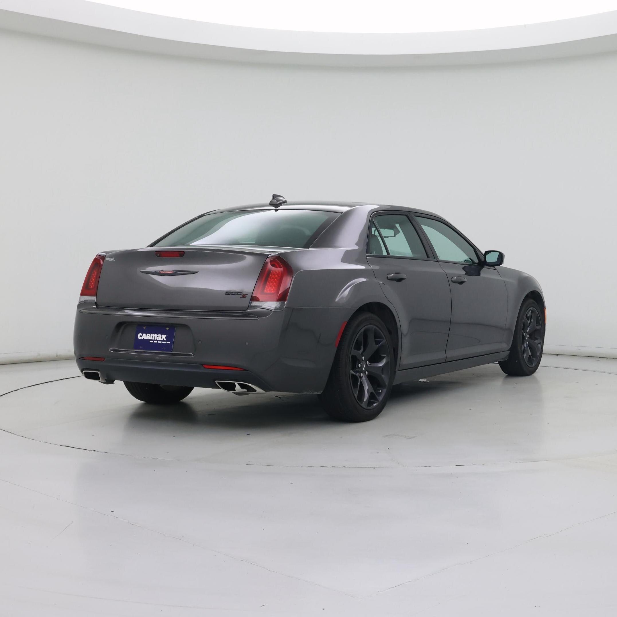 Thumbnail: 2022 Chrysler 300 - 8