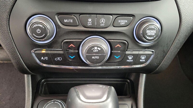 2021 Jeep Cherokee Limited Edition 17