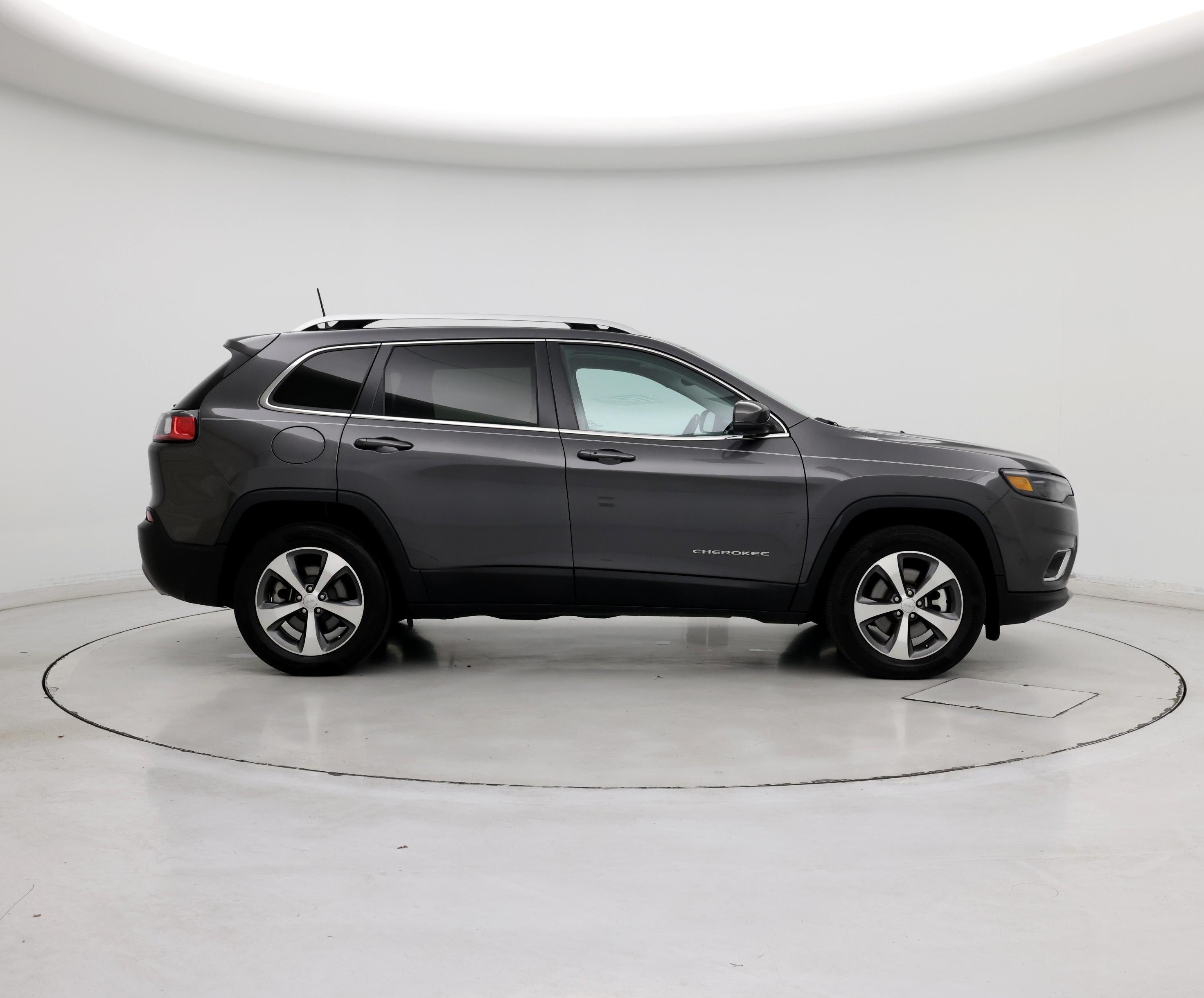 Thumbnail: 2021 Jeep Cherokee - 7