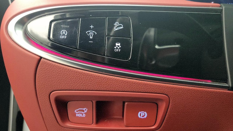 2022 Genesis GV70 Sport 13