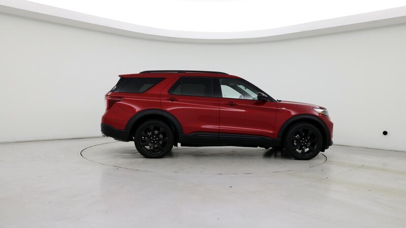 2022 Ford Explorer ST-Line 7