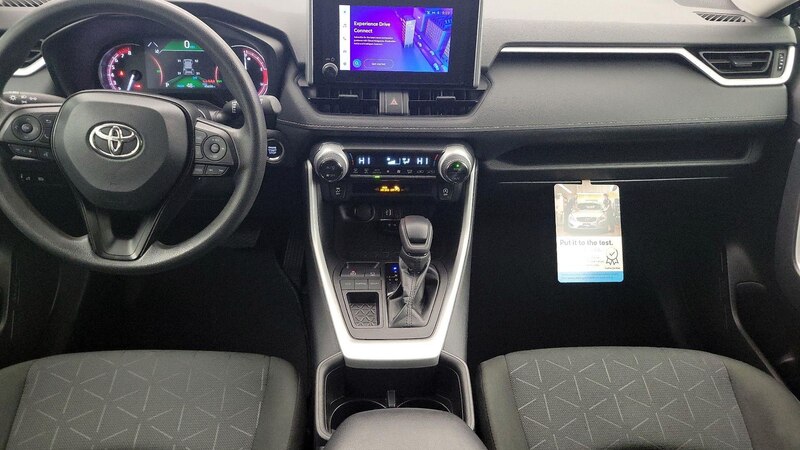 2023 Toyota RAV4 XLE 9