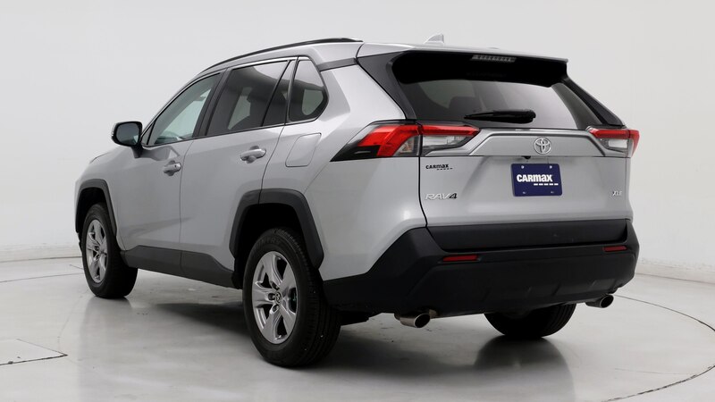 2023 Toyota RAV4 XLE 2