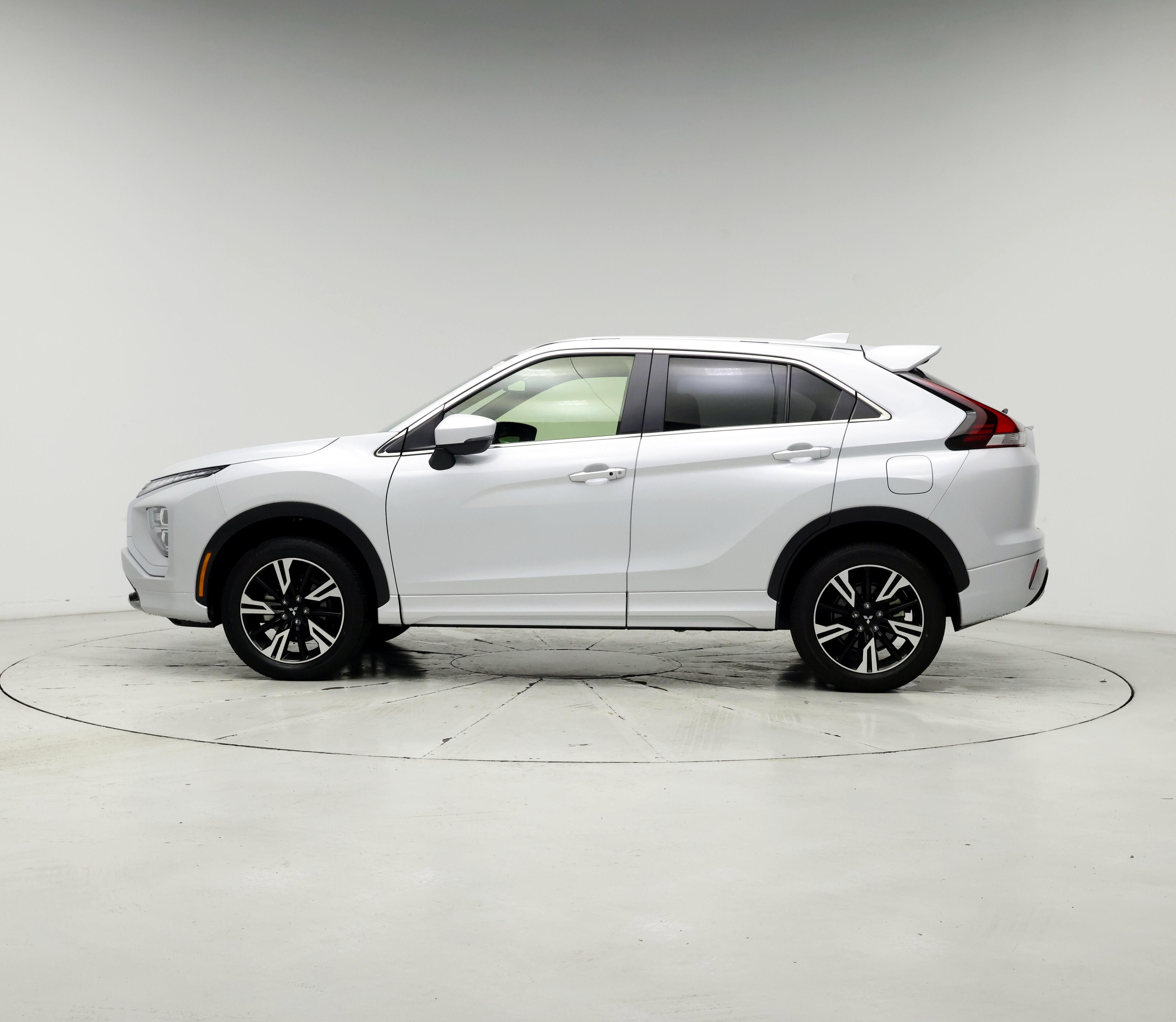 Thumbnail: 2023 Mitsubishi Eclipse Cross - 3